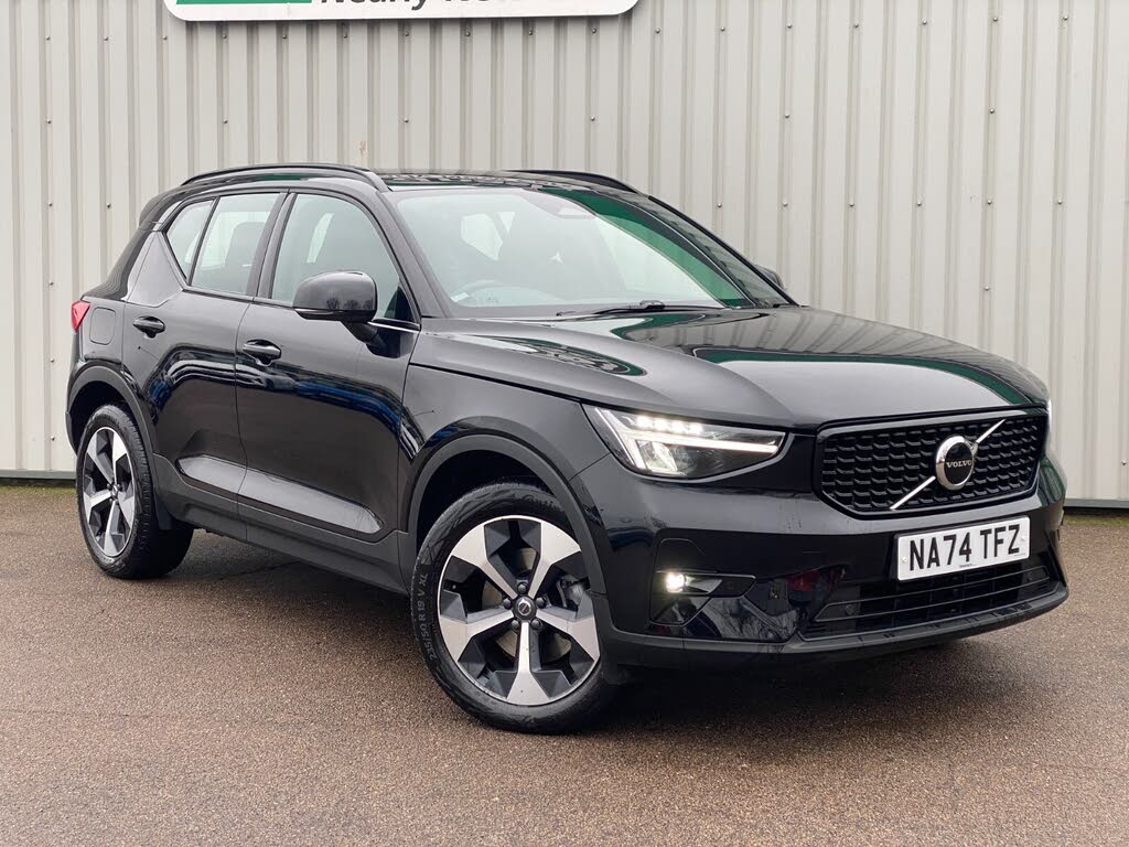 2024 Volvo XC40 2.0 B4 Plus