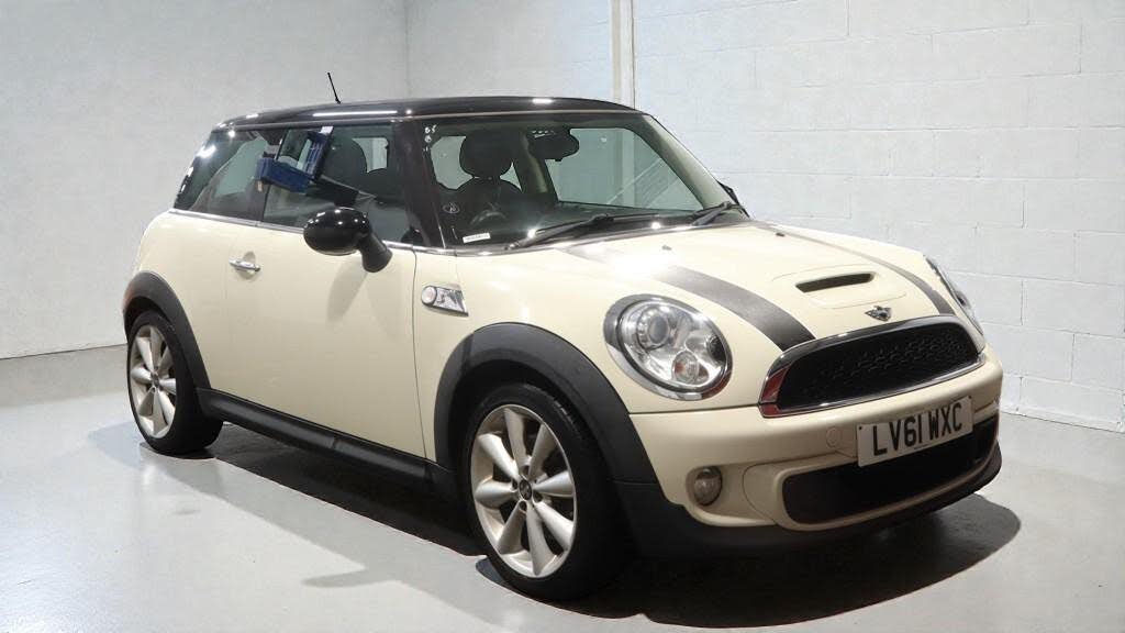 2011 MINI Mini 1.6 Cooper S Hatchback 3d