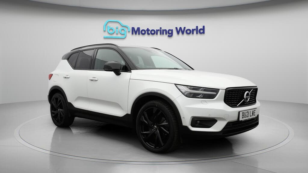 2021 Volvo XC40 1.5 T5 R-Design Pro (262bhp)