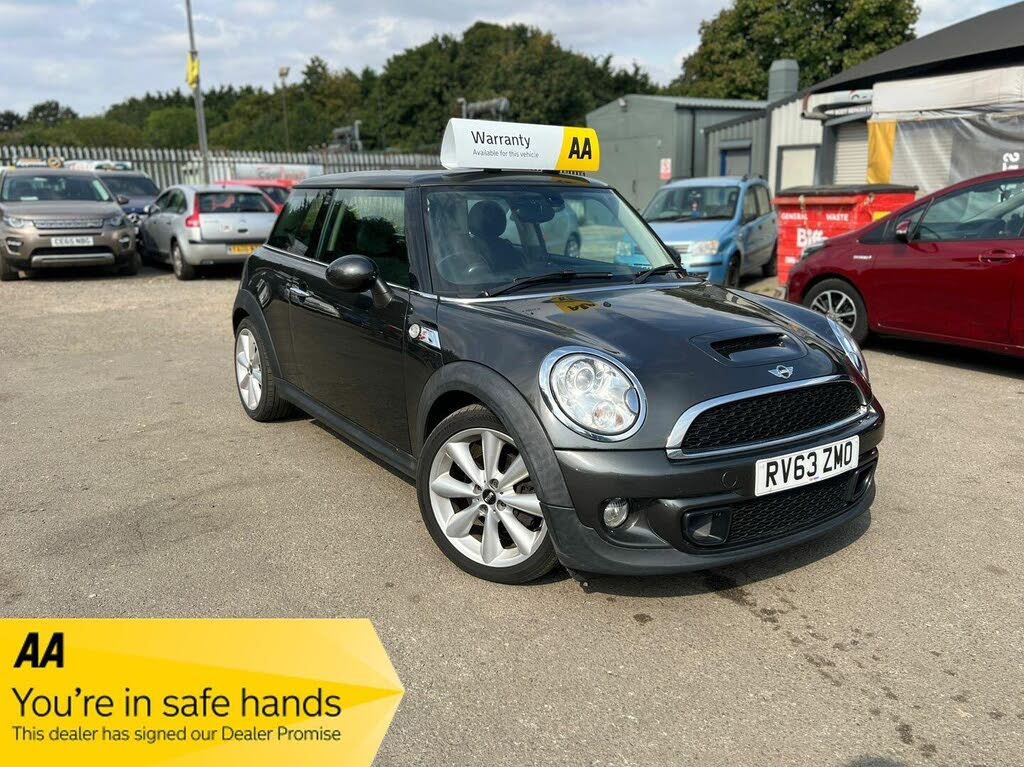 2013 MINI Mini 2.0TD Cooper SD (143bhp) (Sport Chili) Hatchback 3d