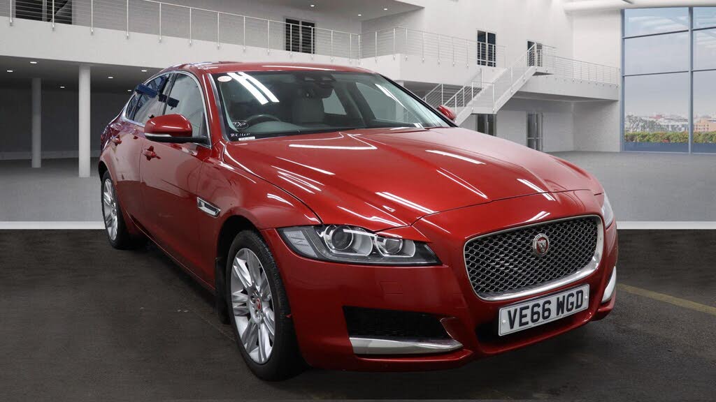 2016 Jaguar XF 2.0TD Portfolio (180ps) Auto