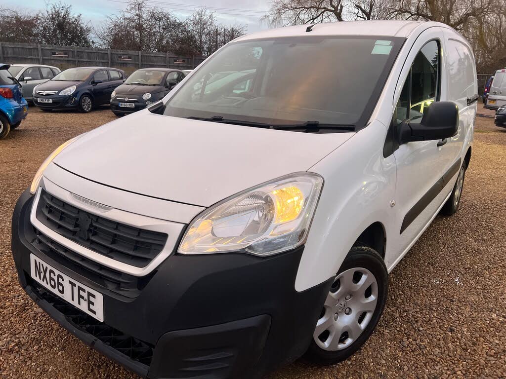 2016 Peugeot Partner 1.6BlueHDi SE L1 (100Ps)(Eu6) 854 Panel