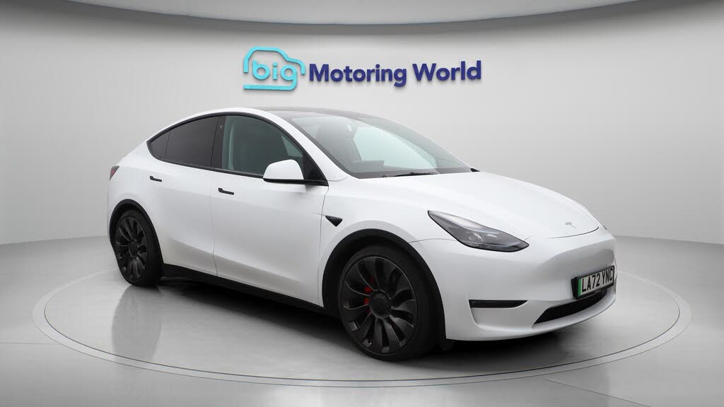 2022 Tesla Model Y E Performance