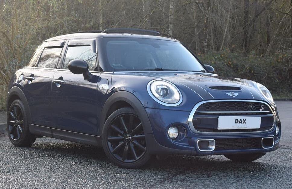 2016 MINI Mini 2.0 Cooper S (s/s) Hatchback 5d