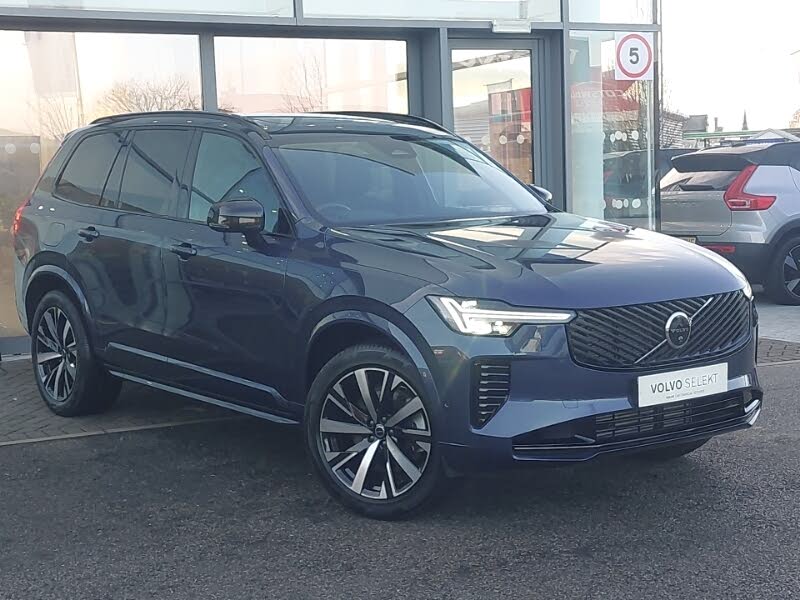 2025 Volvo XC90 2.0 T8 Plus