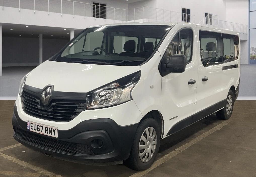 2017 Renault Trafic 1.6dCi LL29 125 Business Energy 125(Eu6) Minibus 9 seats