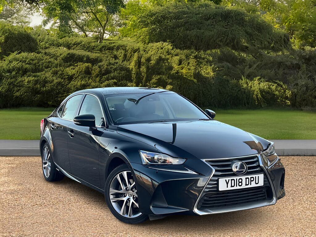 2018 Lexus IS 300h 2.5 Executive Edition [Lexus Navigation]