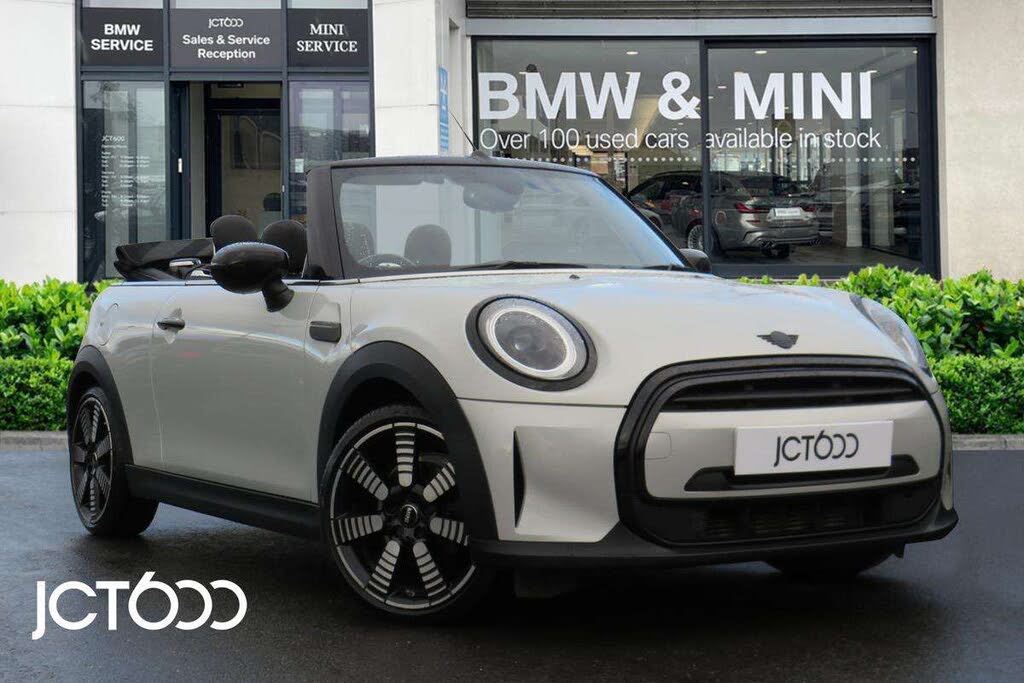 2022 MINI Mini 1.5 Cooper Exclusive (Premium) Convertible 2d Auto