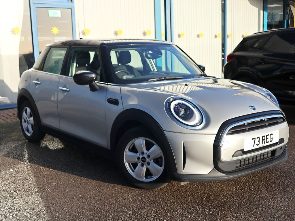 2024 MINI Mini 1.5 Cooper Classic (Premium Auto) Hatchback 5d Auto