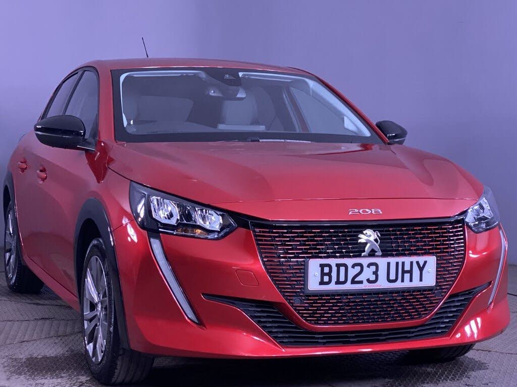 2023 Peugeot 208 E Allure Premium+ (136bhp)