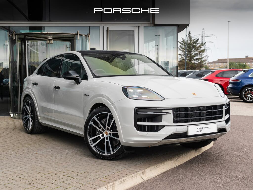 2025 Porsche Cayenne 3.0 V6 E-Hybrid (470ps) Coupe