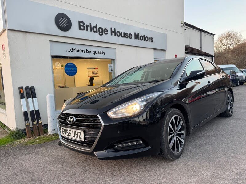 2015 Hyundai i40 1.7CRDi SE Nav Business (141ps) Saloon 4d DCT