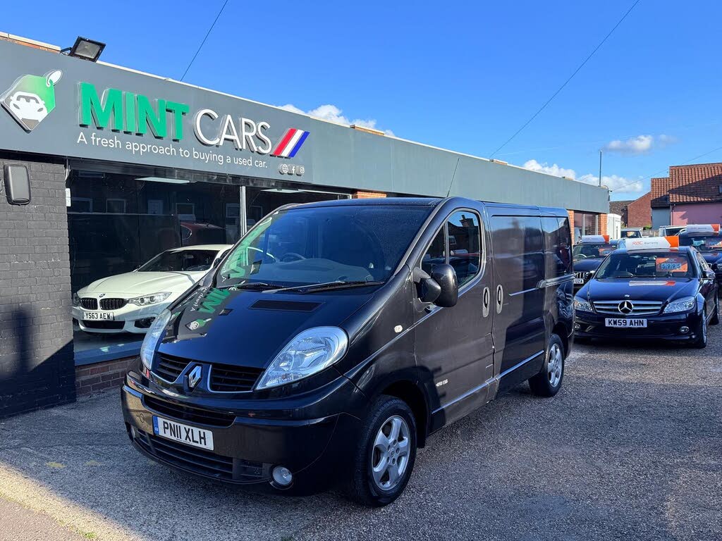 2011 Renault Trafic 2.0TD SL27dCi 115 Sport Nav) Panel Van