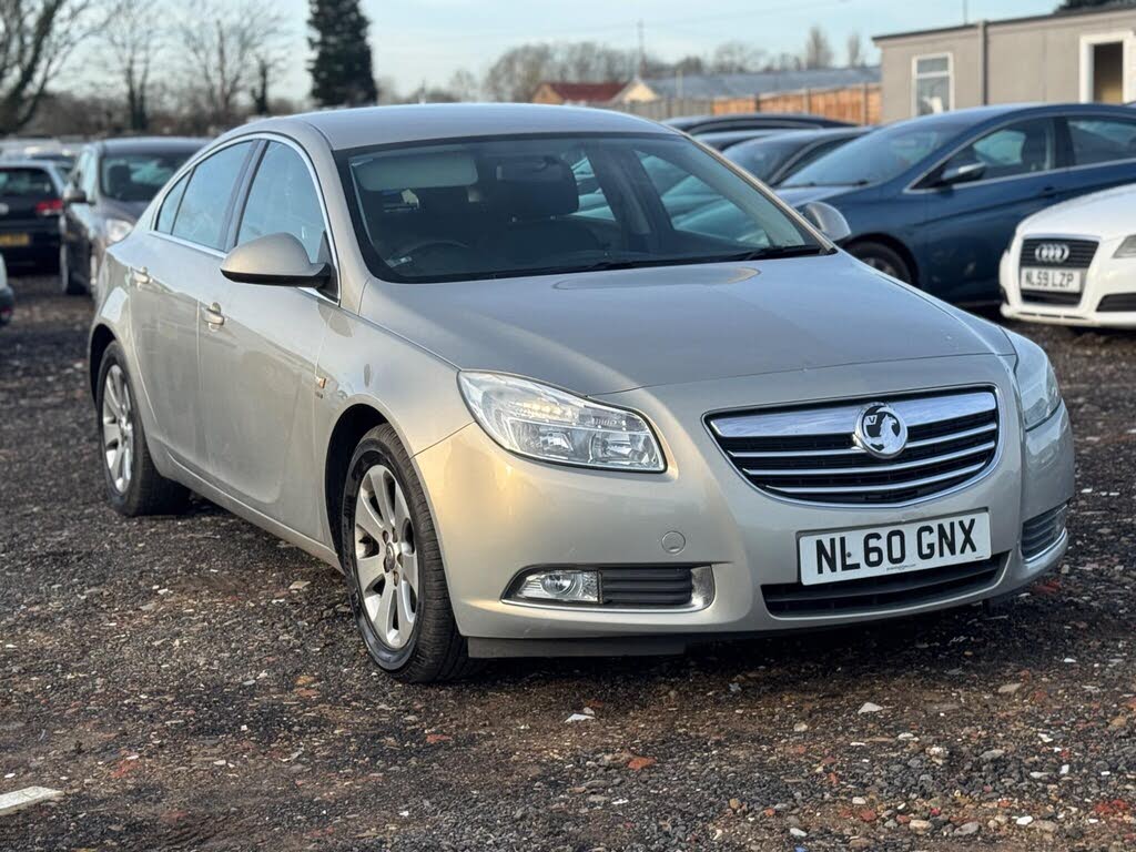 2010 Vauxhall Insignia 2.0TD SRi 2.0CDTi (130ps) Hatchback 5d 1956cc