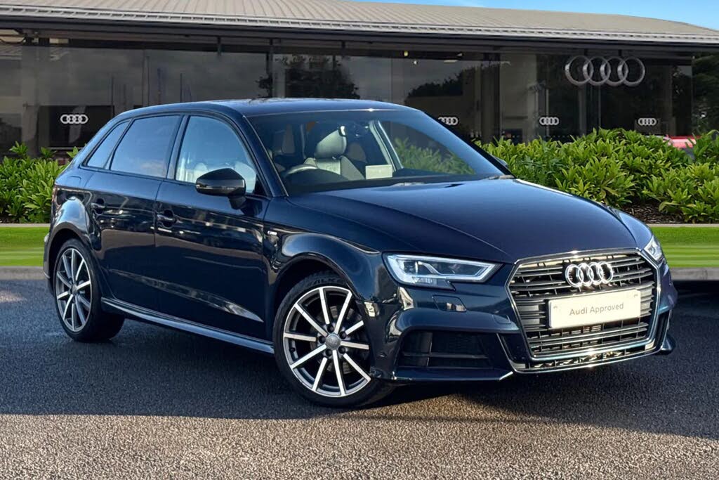 2020 Audi A3 2.0 35 TDI Black Edition Sportback 5d S Tronic