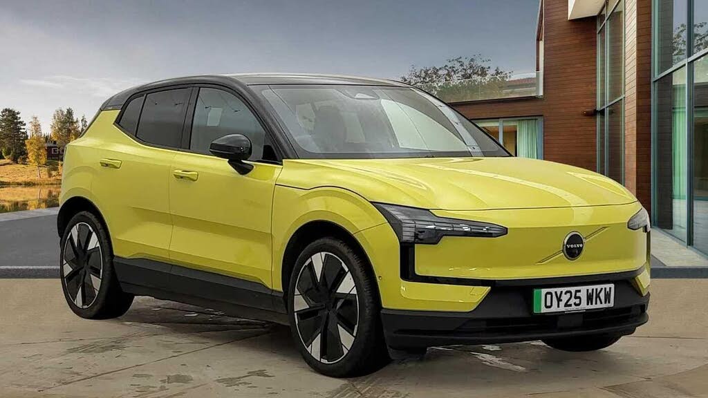 2025 Volvo EX30 E Twin Ultra