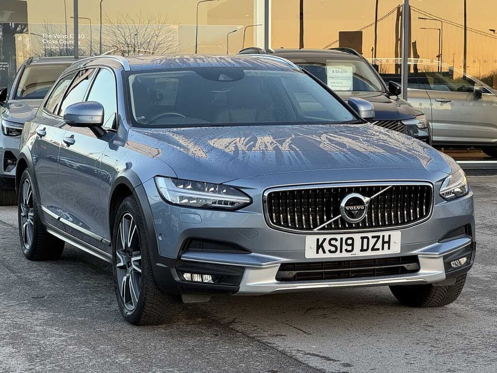 2019 Volvo V90 2.0TD D5 Cross Country Pro