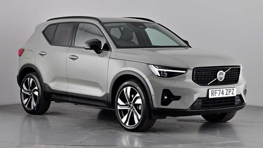 2025 Volvo XC40 2.0 B4 Ultra (Bright