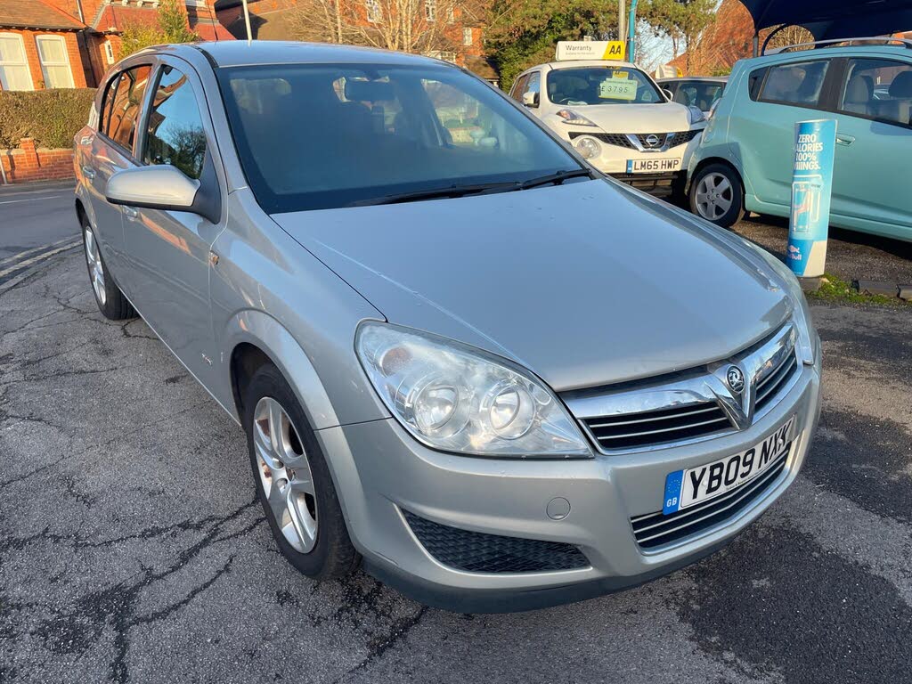 2009 Vauxhall Astra 1.8 Club 16v VVT (140ps) Hatchback auto