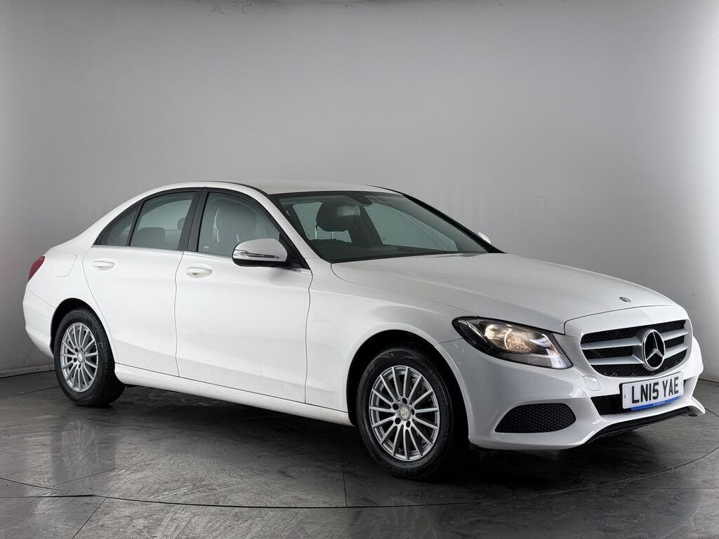 2015 Mercedes-Benz C-Class 2.1CDI C220 SE (Executive)(s/s) Saloon 4d 7G-Tronic Plus