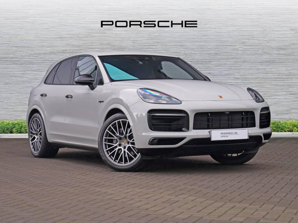 2022 Porsche Cayenne 3.0 V6 E-Hybrid Station Wagon