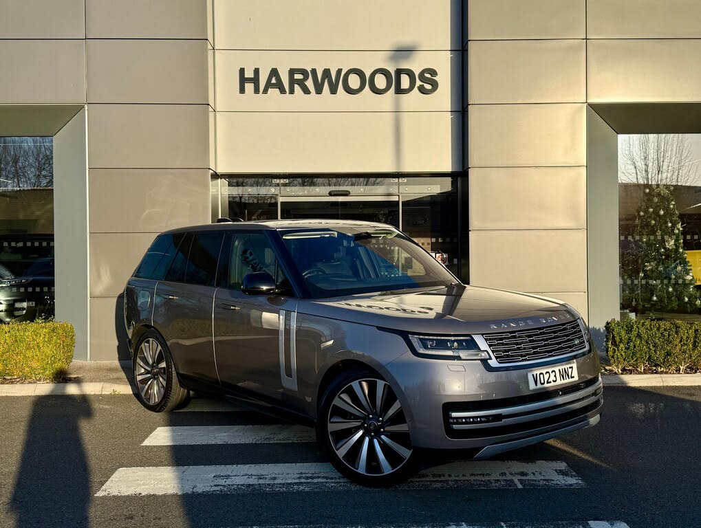2023 Land Rover Range Rover 3.0 D350 First Edition