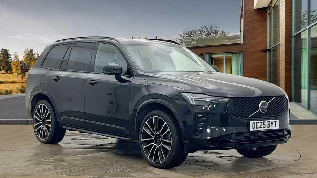 2025 Volvo XC90 2.0 T8 Ultra (Dark