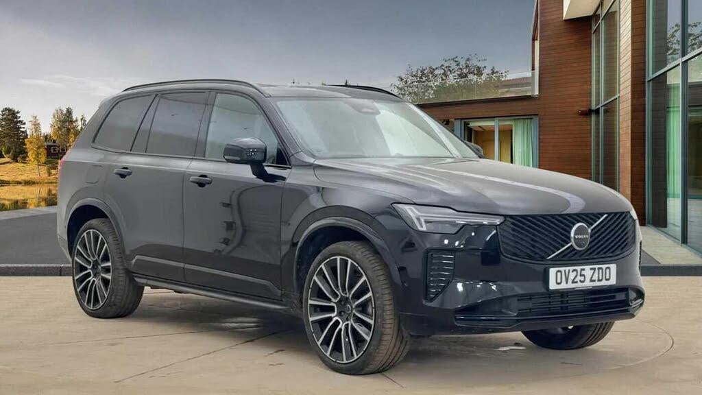 2025 Volvo XC90 2.0 T8 Ultra (Dark