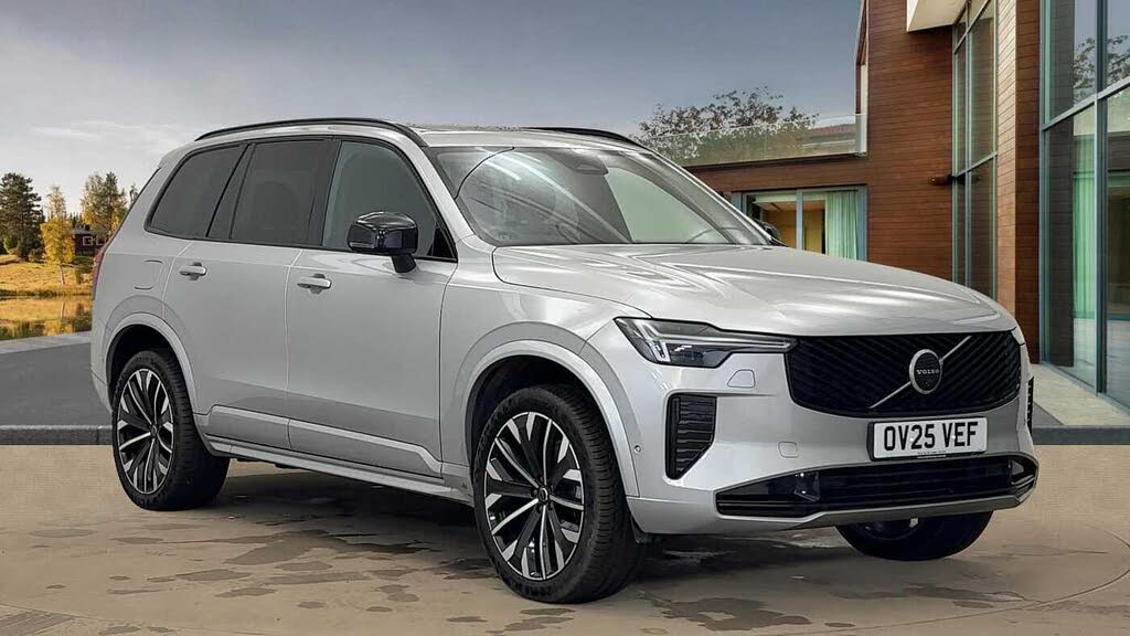 2025 Volvo XC90 2.0 B5 Plus Pro