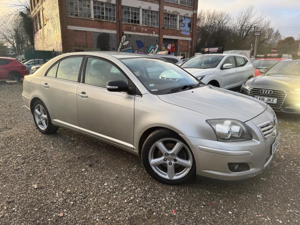 2006 Toyota Avensis 2.2TD T4 150 Hatchback 5d
