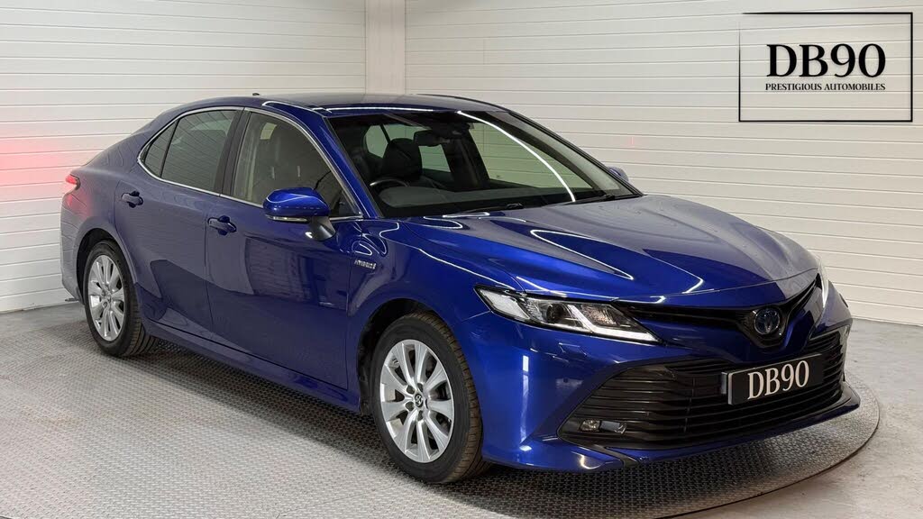 2021 Toyota Camry 2.5 VVT-i Design