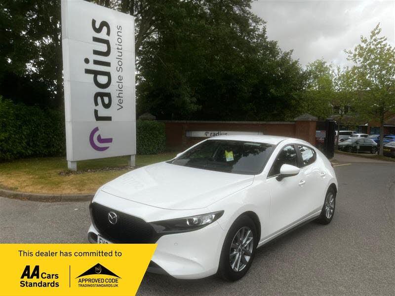 2024 Mazda Mazda3 2.0 e-SKYACTIV G Centre-Line Auto