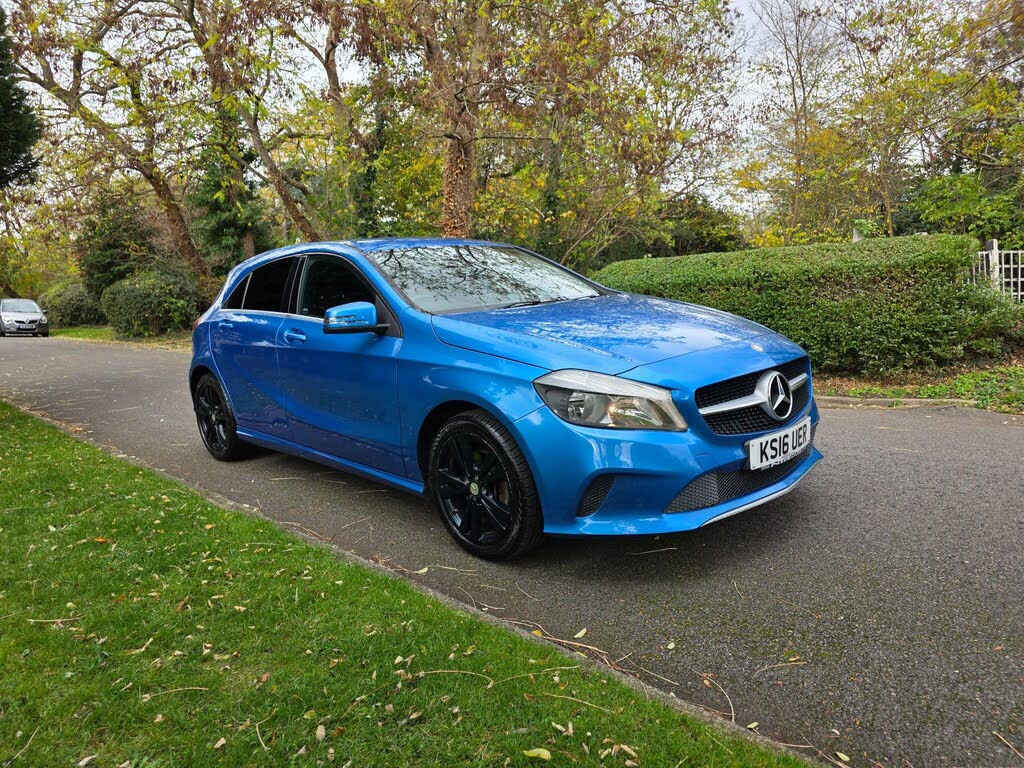 2016 Mercedes-Benz A-Class 1.6 A180 Sport (s/s) 7G-DCT