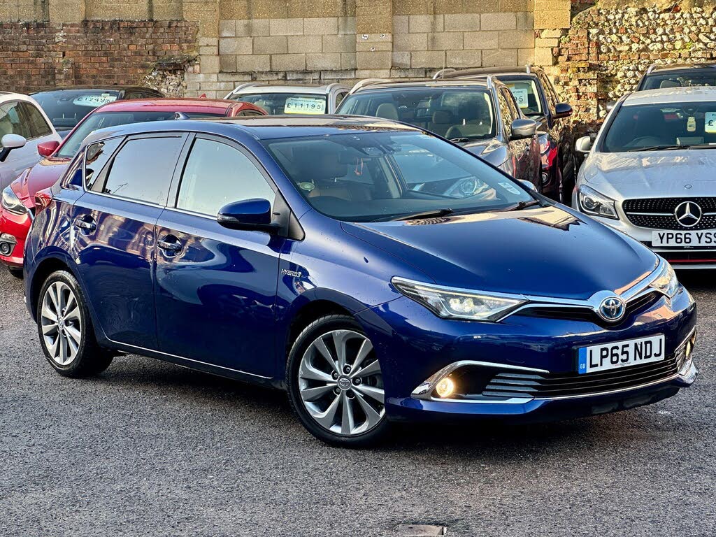 2016 Toyota Auris 1.8 VVT-i HSD Excel (TSS) Hatchback
