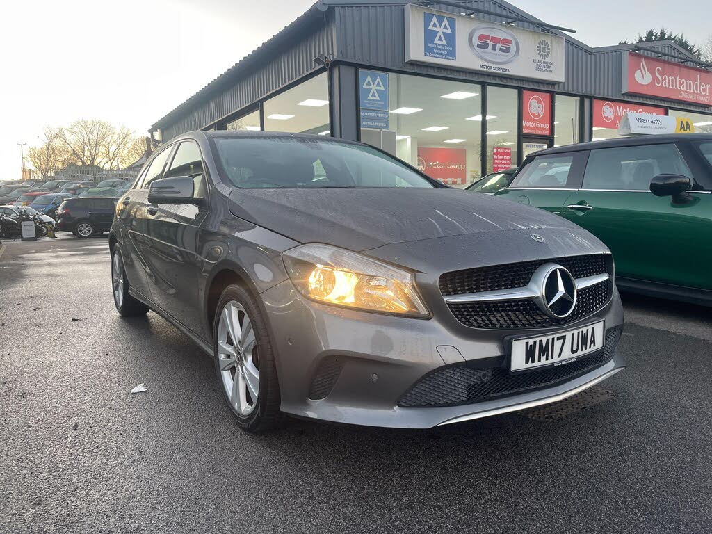 2017 Mercedes-Benz A-Class 1.5d A180d Sport (Executive)(s/s) 7G-DCT