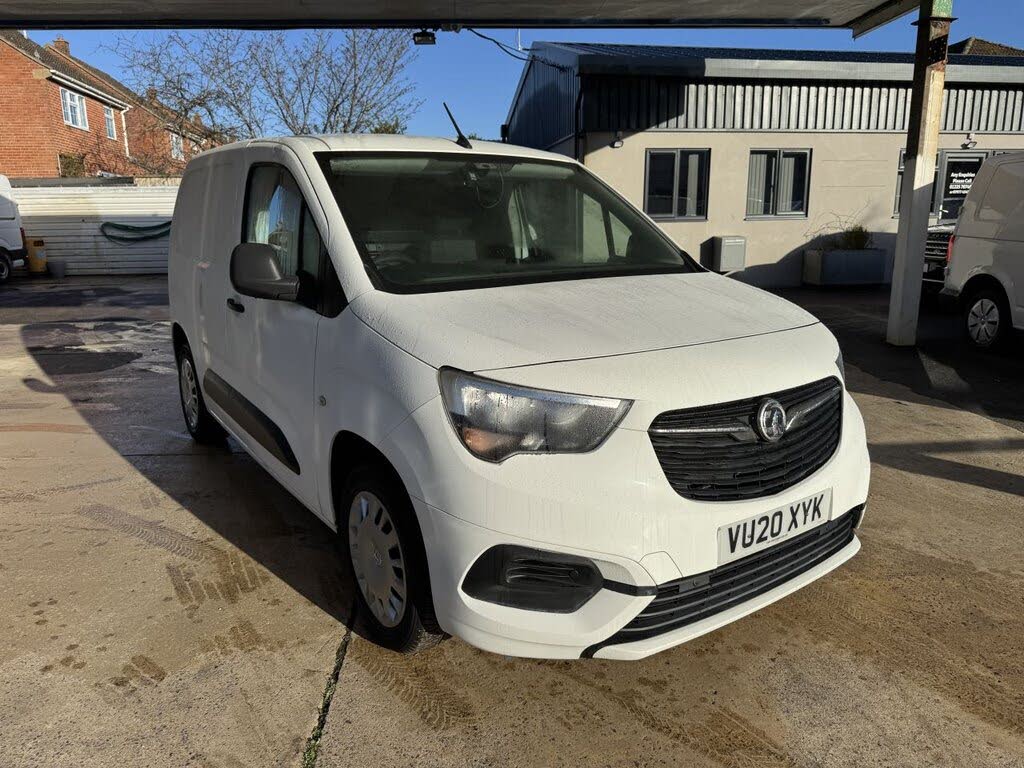 2020 Vauxhall Combo 1.5CDTi Sportive 2000 (100PS)(EU6dT)