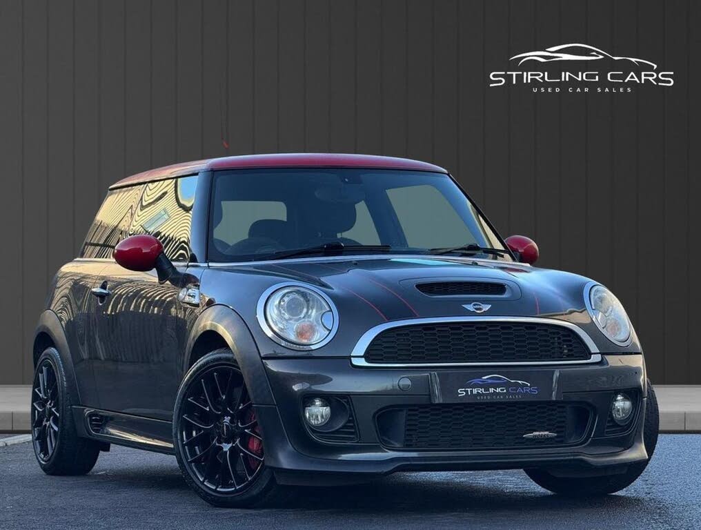 2011 MINI Mini 1.6 John Cooper Works Hatchback 3d