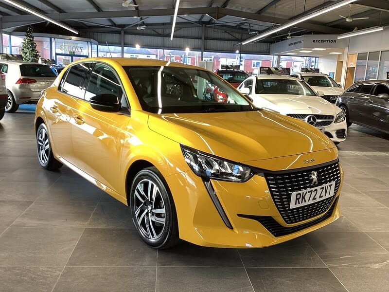 2022 Peugeot 208 1.2 PureTech Allure Premium+ (100ps)