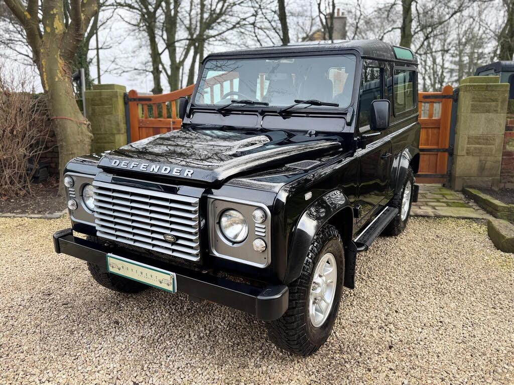 2016 Land Rover 90 Defender 2.2TD XS Station Wagon 3 drs