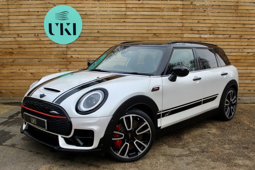 2023 MINI Mini Clubman 2.0 John Cooper Works (Premium Plus)