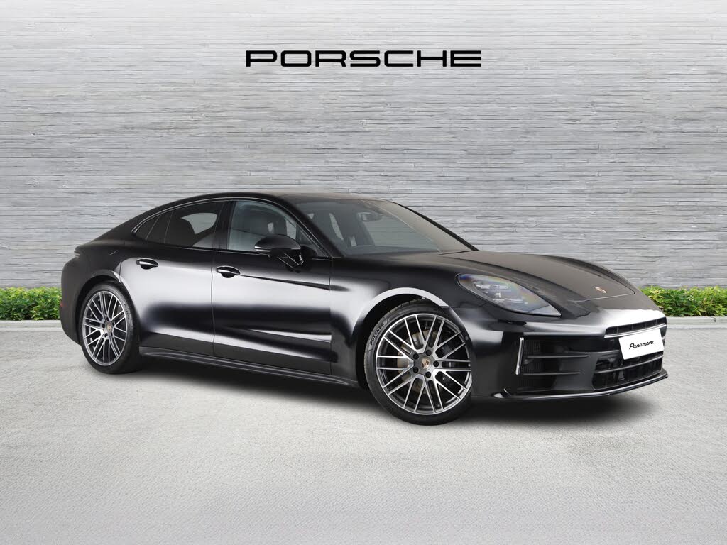 2025 Porsche Panamera 3.0 (353ps) RWD
