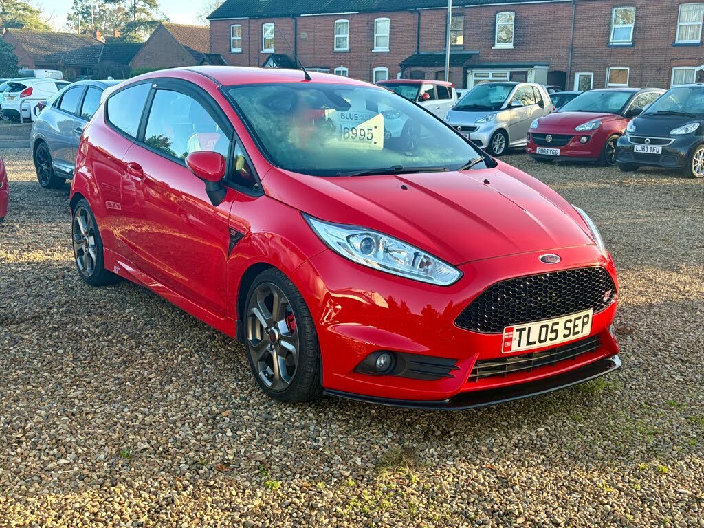2014 Ford Fiesta 1.6 ST 3