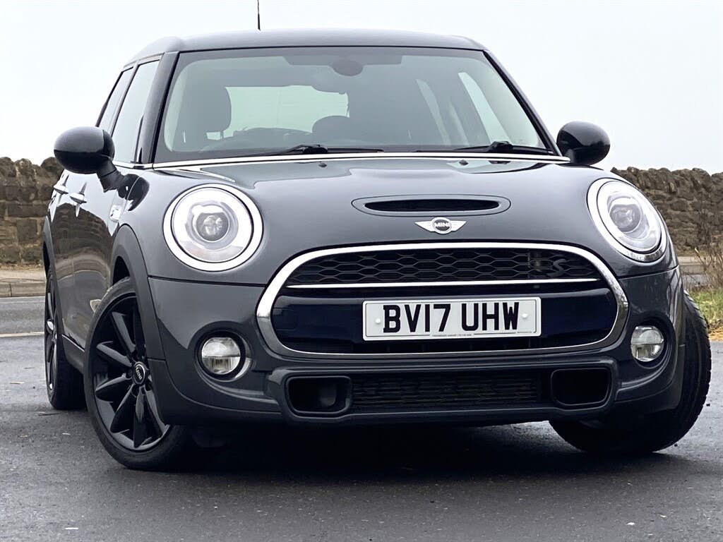 2017 MINI Mini 2.0 Cooper S (s/s) Hatchback 5d