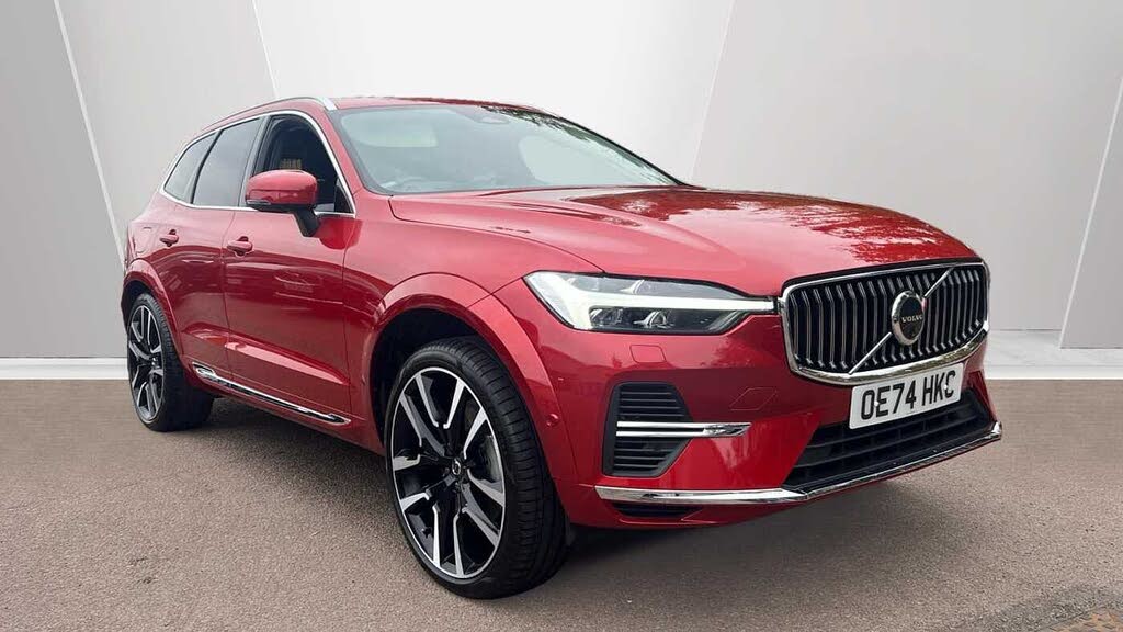 2024 Volvo XC60 2.0 T8 Ultra (Dark