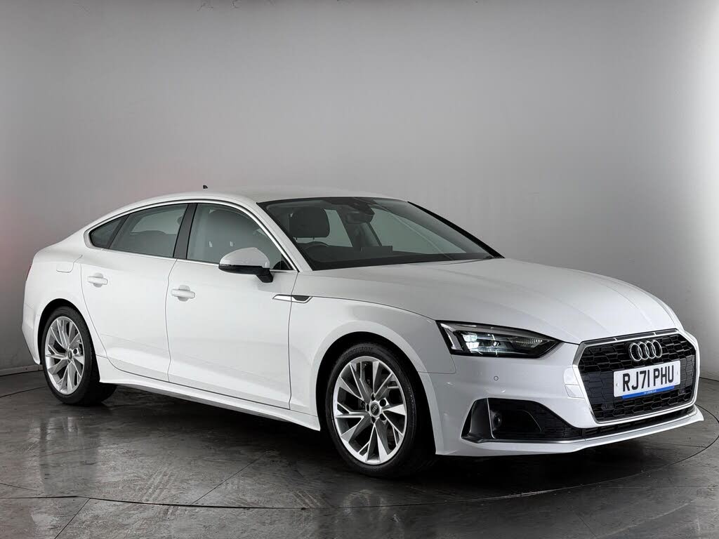 2022 Audi A5 2.0 35 TFSI Sportback 5d