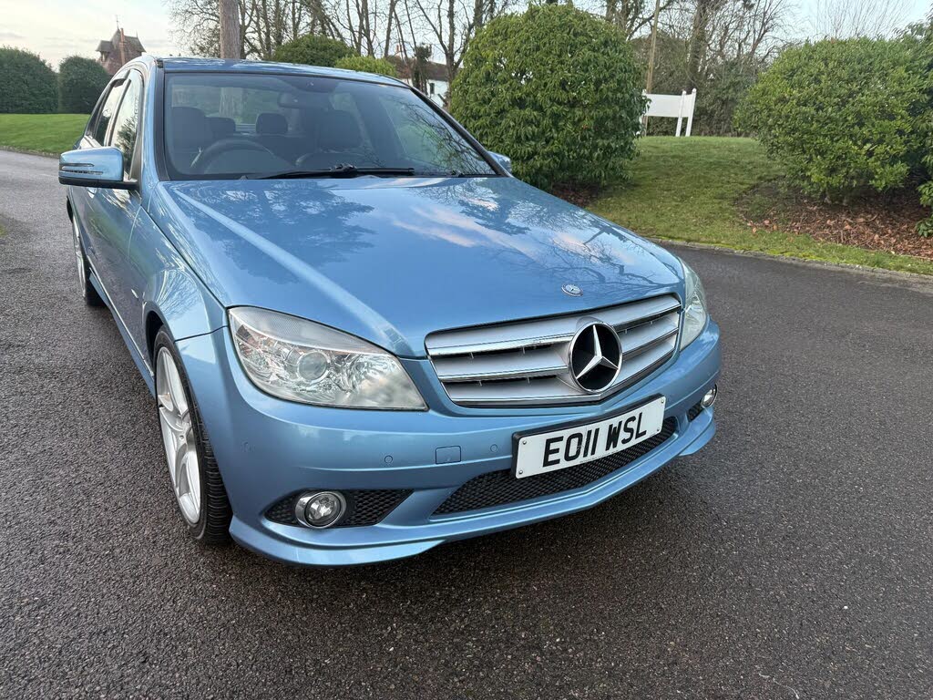 2011 Mercedes-Benz C-Class 1.8 C180 CGI Sport (156bhp) BlueEFFICIENCY Saloon 4d Auto