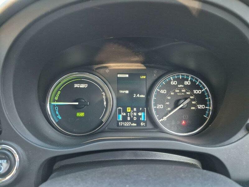 2015 Mitsubishi Outlander 2.0 GX4hs