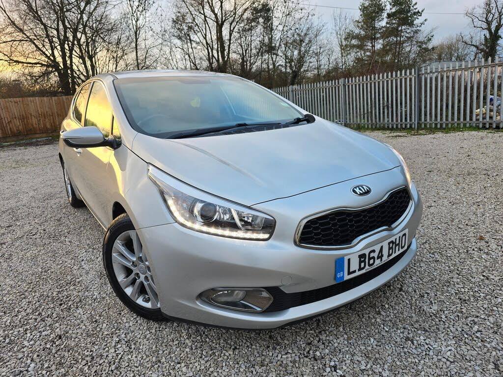 2015 Kia ceed 1.6CRDi 3 (126bhp) ISG Hatchback