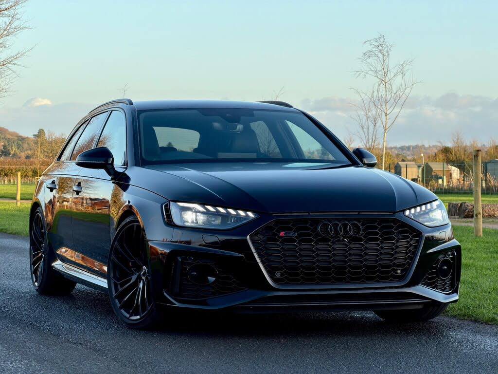 2020 Audi RS4 Avant 2.9 TFSI Carbon Black