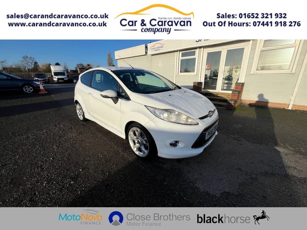 2011 Ford Fiesta 1.6 Titanium 3d